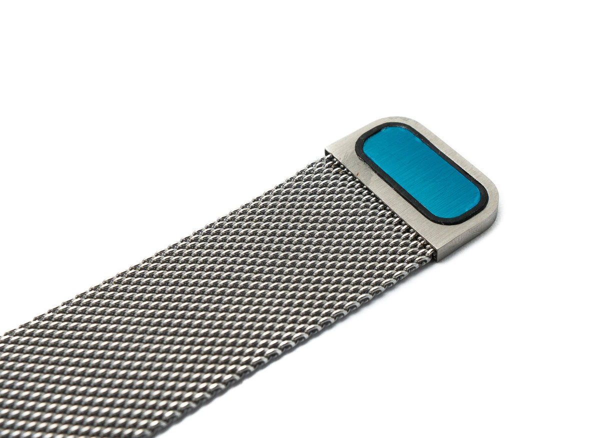 SYSTEM-S Milanese Metal Bracelet for Galaxy Watch 6 Classic Smartwatch in Grey