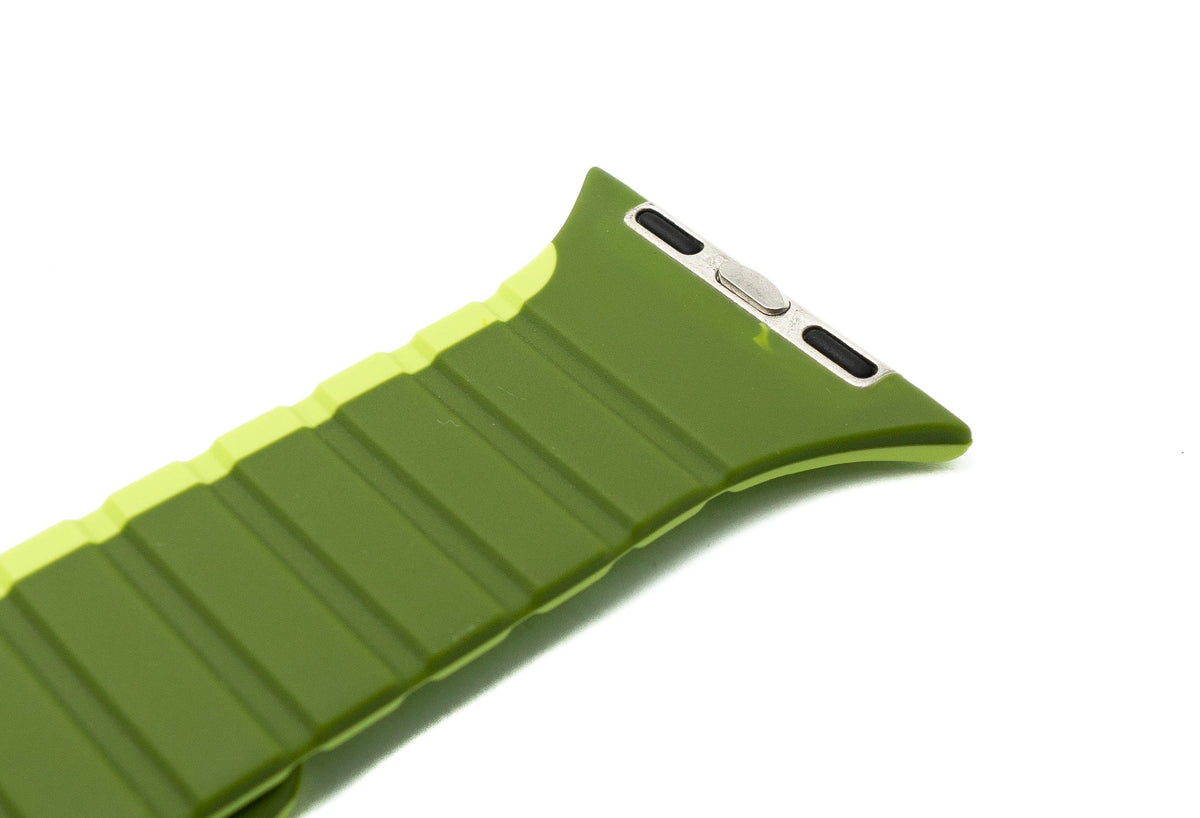 SYSTEM-S bracelet 38 40 41 mm made of silicone flexible magnetic for Apple Watch Smartwatch Green Light Green