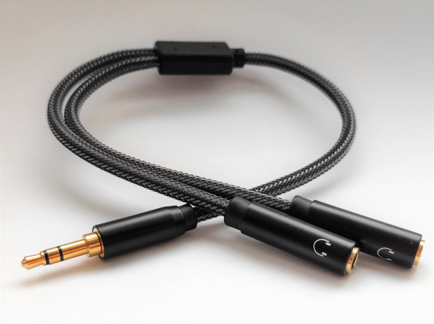 AUX 3,5 mm Y-Splitter-Adapter 3,5 mm Stecker auf 2 x 3,5 mm Buchse Audio-Splitterkabel 0,3 m