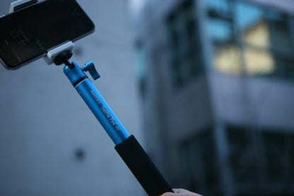 SYSTEM-S Matin Selfie Stange Stick Stab Monopod Teleskop ca. 25cm - 100cm Selfiestick Halter für Kameras Smartphones Handys von 5,5cm - 9cm - DREIKS