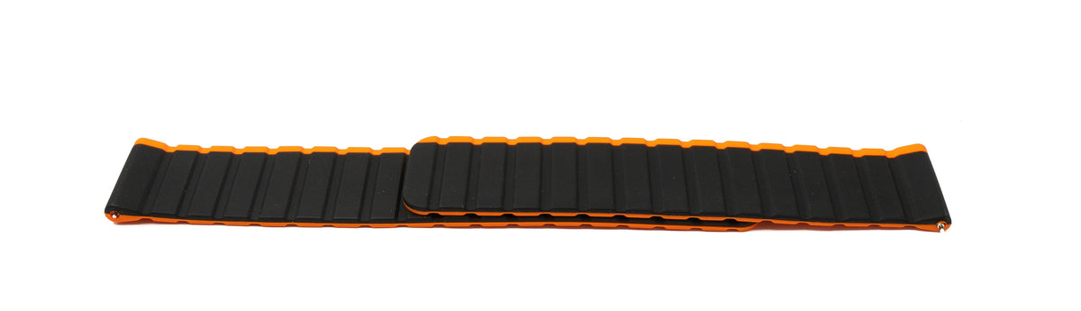 SYSTEM-S 22 mm silicone magnetic strap for Samsung Galaxy Watch 5 4 in orange