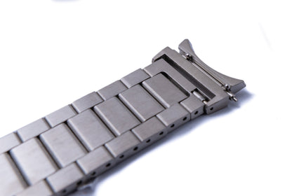 Armband 20 mm aus Metall für Samsung Galaxy Watch 4 Smartwatch in Grau | System-S
