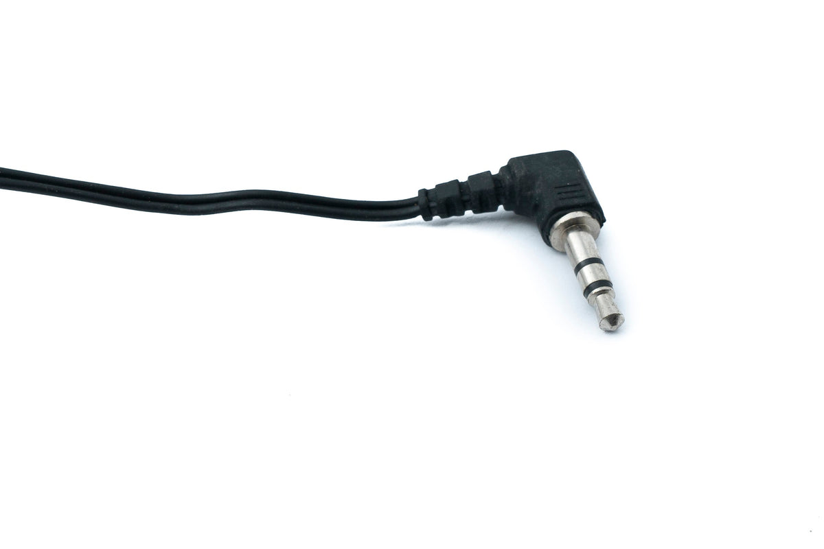 Audio Kabel 100 cm AUX 3,5 mm Stecker zu Auto Radio Kassette Winkel in Schwarz | System-S